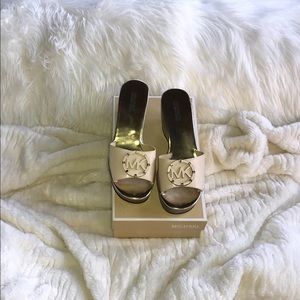 NIB! MICHAEL Michael Kors nude wedge slides.